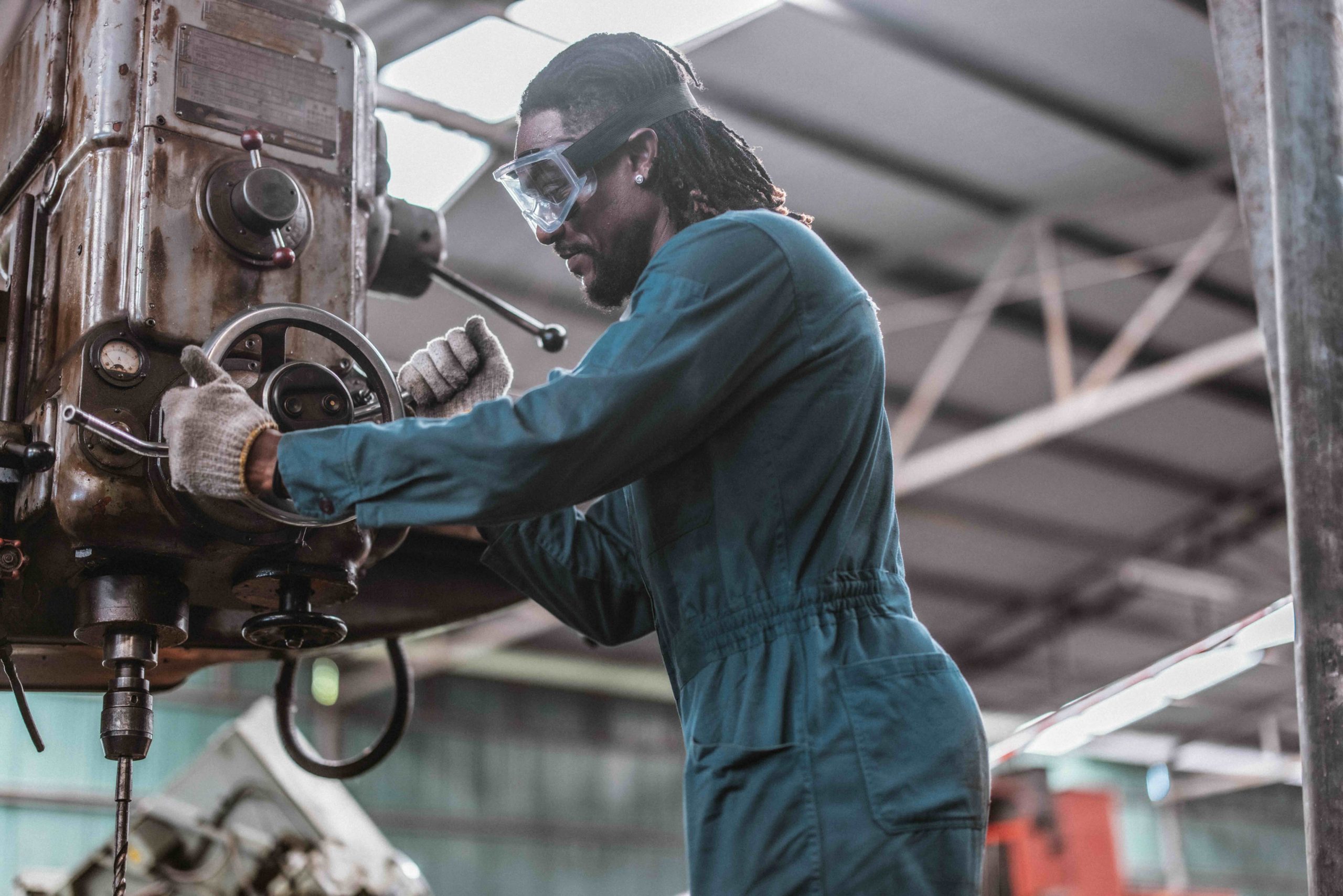 Industrial mechanic benefits